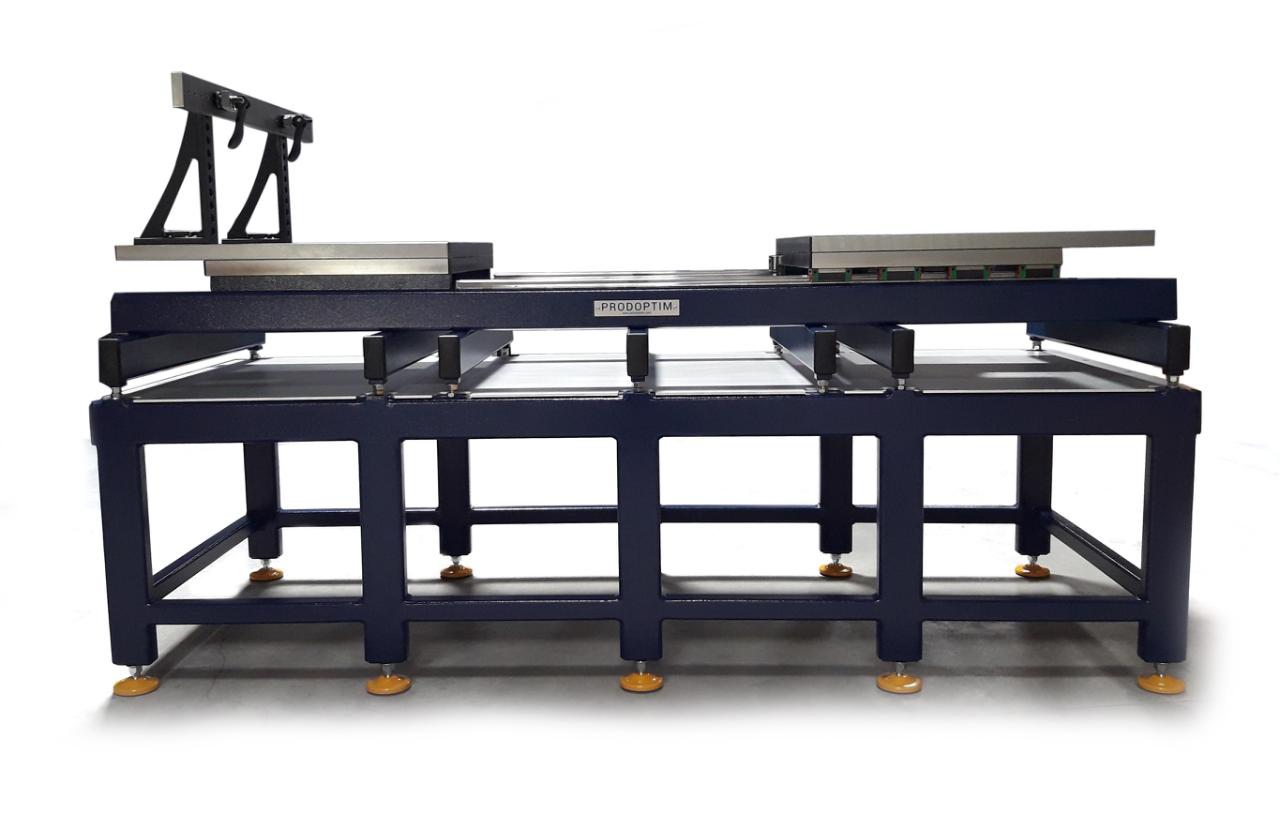 Mesa de apertura y rotación de moldes con soportes forjados. Carga Max. 6Tn